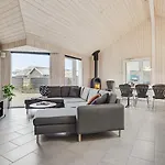 Luxury Pool Retreat In Kegnaes - By Traum *