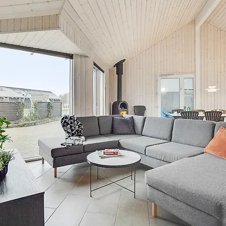 Holiday home Luxury Pool Retreat In Kegnaes Horuphav