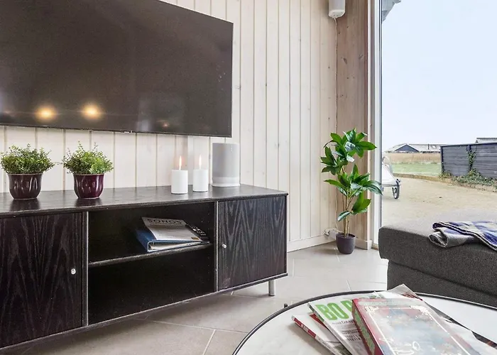 Luxury Pool Retreat In Kegnaes - By Traum *